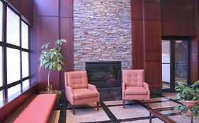 Hamilton Plaza Hotel And Conference Center
